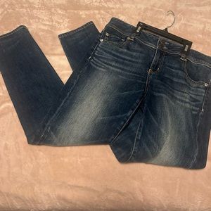 AMERICAN EAGLE DENIM MEDIUM DARK WASH SKINNY JEANS SIZE 10